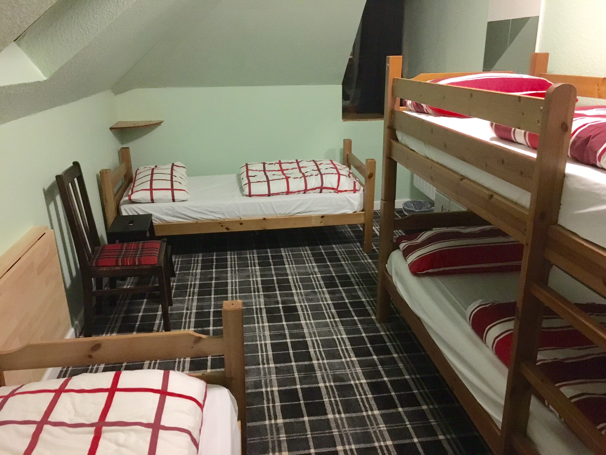 4 Bed Room